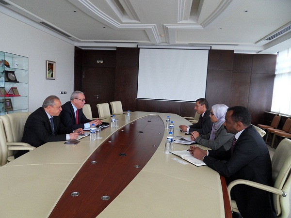Une délégation du Fonds Monétaire Arabe au siège de l'UTICA